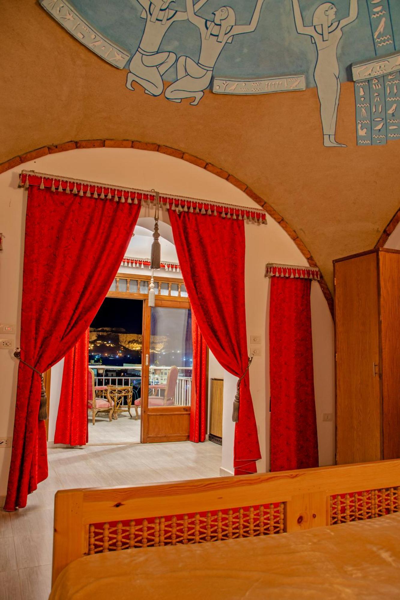 Thebes Hotel Луксор Экстерьер фото